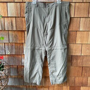 EUC The North Face Mocha Nylon Convertible Pants in Men's 38
